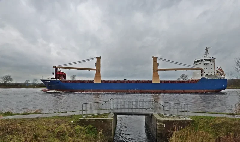 BBC LONDON General Cargo IMO 9513658 photo 3
