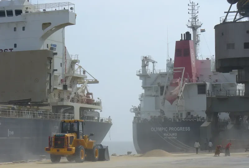 OLYMPIC PROGRESS Bulk Carrier IMO 9513854 photo 8