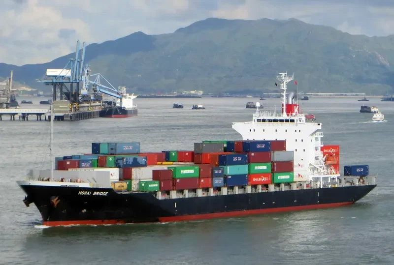 HORAI BRIDGE Container Ship IMO 9515620 photo 6