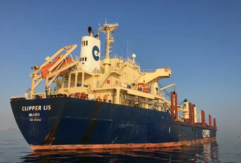 CLIPPER LIS Bulk Carrier IMO 9515723 photo 2