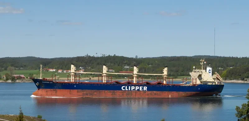 CLIPPER LIS Bulk Carrier IMO 9515723 photo 4