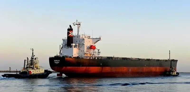 BERLIN Bulk Carrier IMO 9516387 photo 7