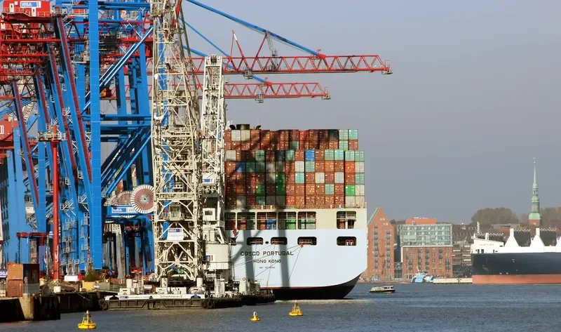 COSCO PORTUGAL Container Ship IMO 9516466 photo 10