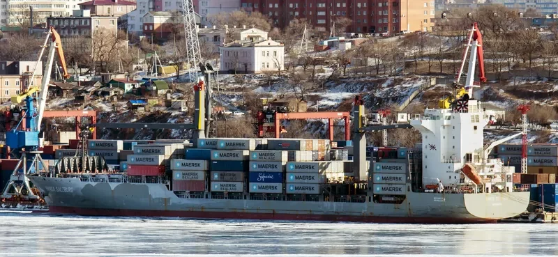 HANSA SALZBURG Container Ship IMO 9516753 photo 4