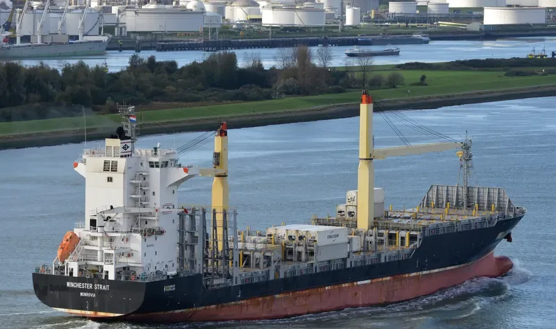 AS SELINA Container Ship IMO 9516789 photo 3