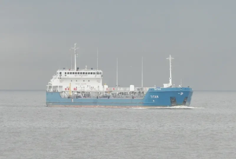 TITAN Tanker IMO 9517070 photo 2