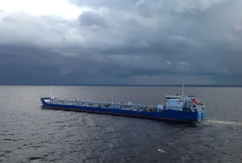 JAPETUS Tanker IMO 9517094 photo 9
