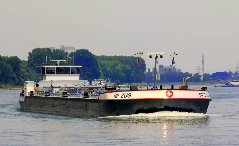 RP ZUG Tanker IMO 9517111 photo 2