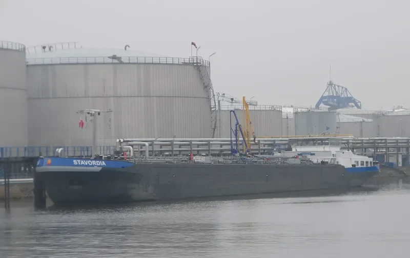STAVORDIA Tanker IMO 9517147 photo 9