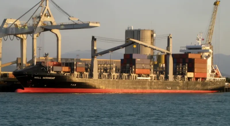 CONTSHIP GIN Container Ship IMO 9517434 photo 9