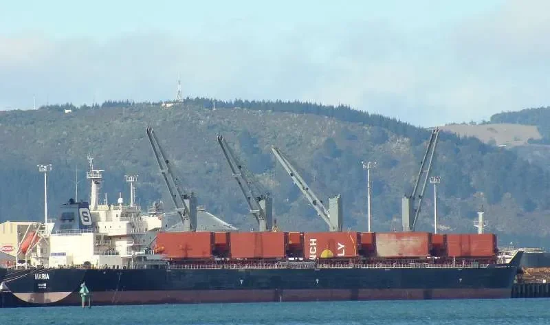 XIN HAI TONG 17 Bulk Carrier IMO 9519016 photo 10