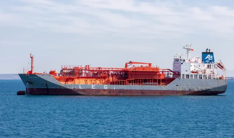 GAS HONOUR General Cargo IMO 9522257 photo 7