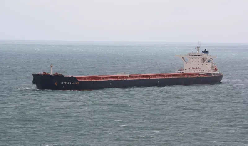 STELLA ALICE Bulk Carrier IMO 9522697 photo 3
