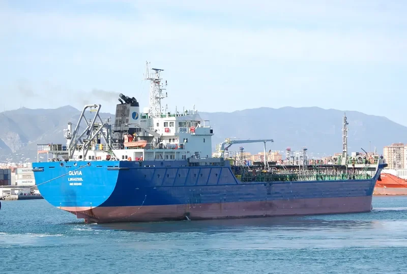 OLVIA Tanker IMO 9523469 photo 9
