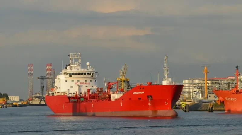 NORDSTRAUM Tanker IMO 9523548 photo 5