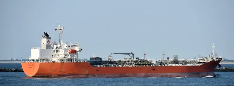RT STAR Tanker IMO 9523835 photo 2