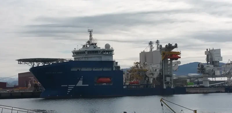 NORTH SEA GIANT Offshore Vessel IMO 9524073 photo 5