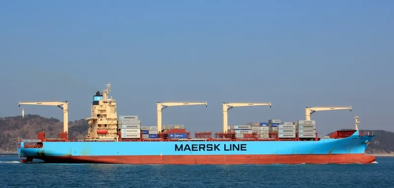 MAERSK COTONOU Container Ship IMO 9525297 photo 5