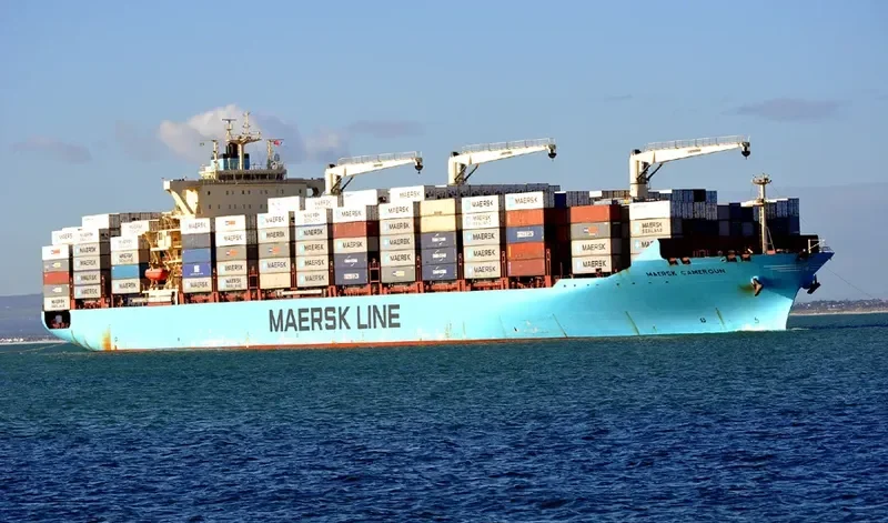 MAERSK CAMEROUN Container Ship IMO 9525326 photo 5