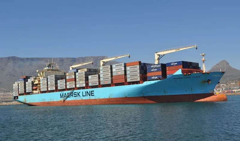 MAERSK CAPE TOWN Container Ship IMO 9525352 photo 4