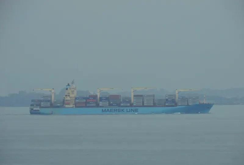MAERSK CUBANGO Container Ship IMO 9525481 photo 5
