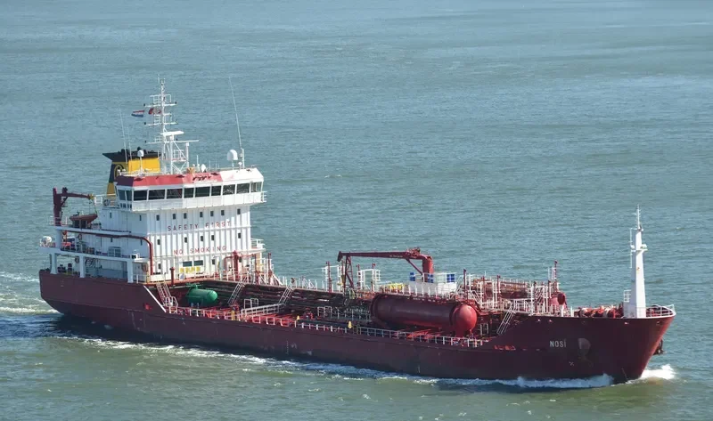 GAZELA Tanker IMO 9525572 photo 4