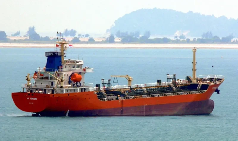 GREAT LADY Tanker IMO 9525766 photo 3