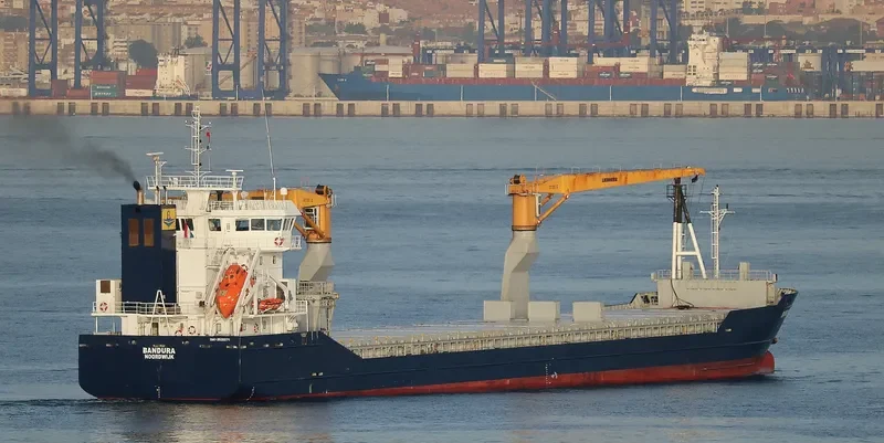 BANDURA General Cargo IMO 9526071 photo 9