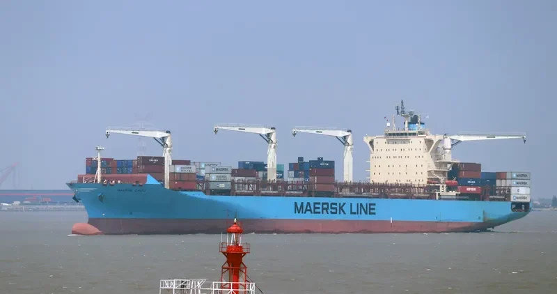 MAERSK CADIZ Container Ship IMO 9526459 photo 2