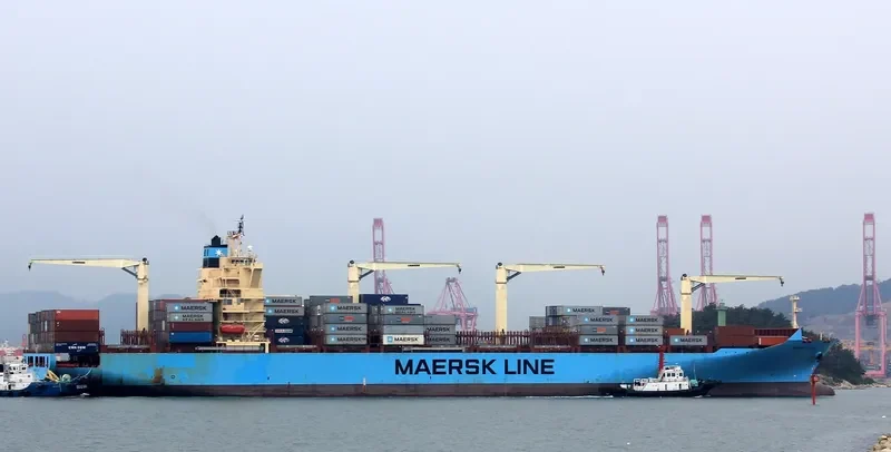 MAERSK CADIZ Container Ship IMO 9526459 photo 7