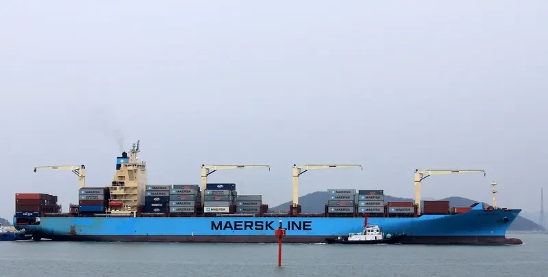 MAERSK CADIZ Container Ship IMO 9526459 photo 8