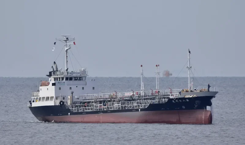 RIKISHI MARU NO.8 Tanker IMO 9526631 photo 7