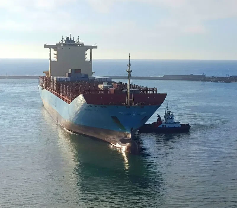 MAERSK LUZ Container Ship IMO 9526904 photo 3