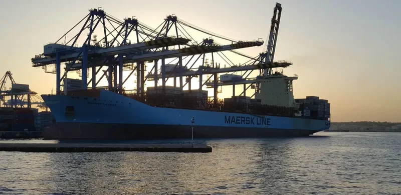 MAERSK LAVRAS Container Ship IMO 9526928 photo 7