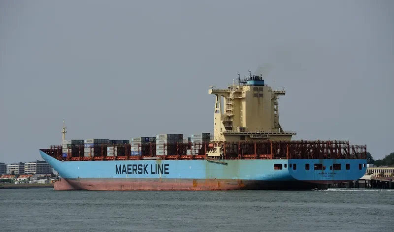 MAERSK LAVRAS Container Ship IMO 9526928 photo 10