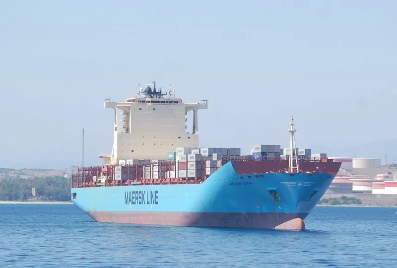 MAERSK LOTA Container Ship IMO 9526954 photo 3