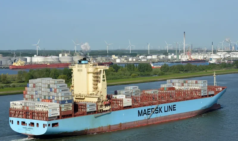MAERSK LABERINTO Container Ship IMO 9526978 photo 6