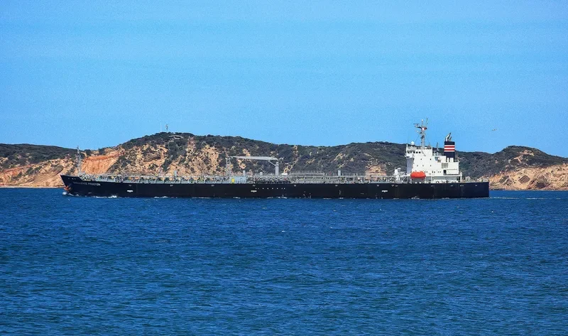 CHALLENGE PROCYON Tanker IMO 9527403 photo 4
