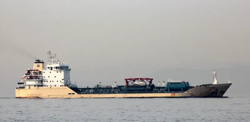 BLACK STAR Tanker IMO 9527776 photo 4