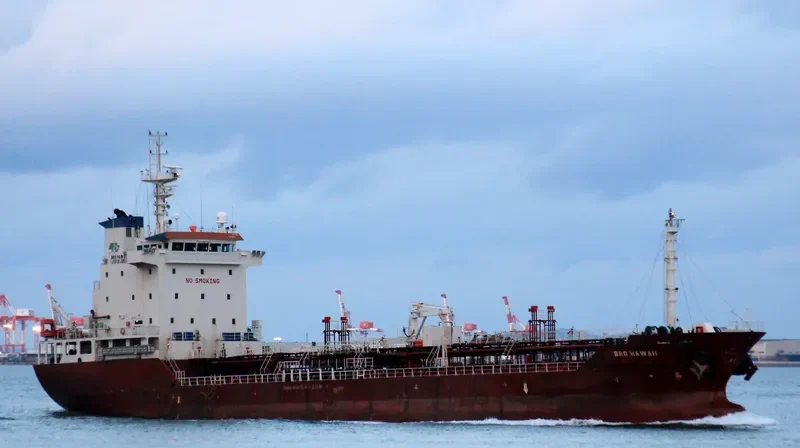 NEW STELLA Tanker IMO 9527843 photo 9