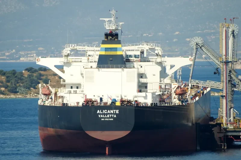 ALICANTE Tanker IMO 9527855 photo 5