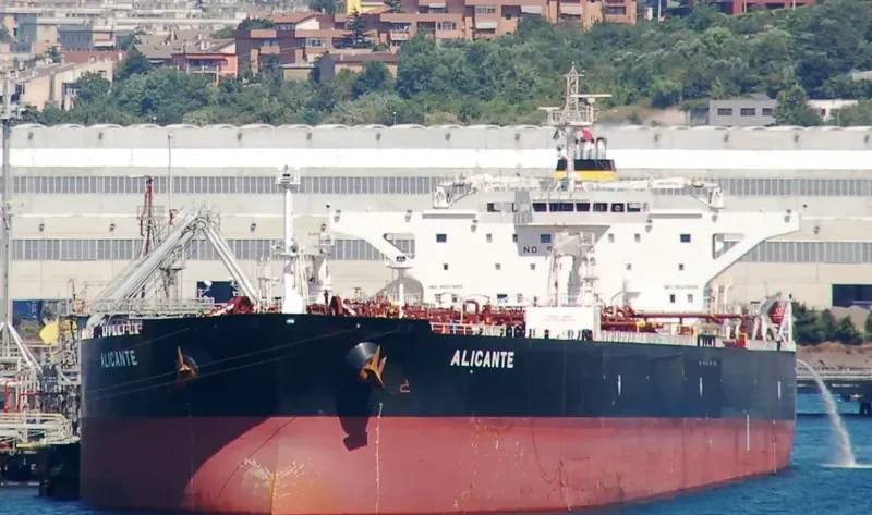 ALICANTE Tanker IMO 9527855 photo 7