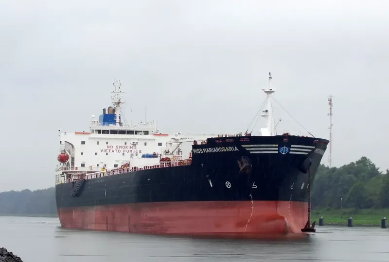 PS CAPRI Tanker IMO 9528392 photo 8