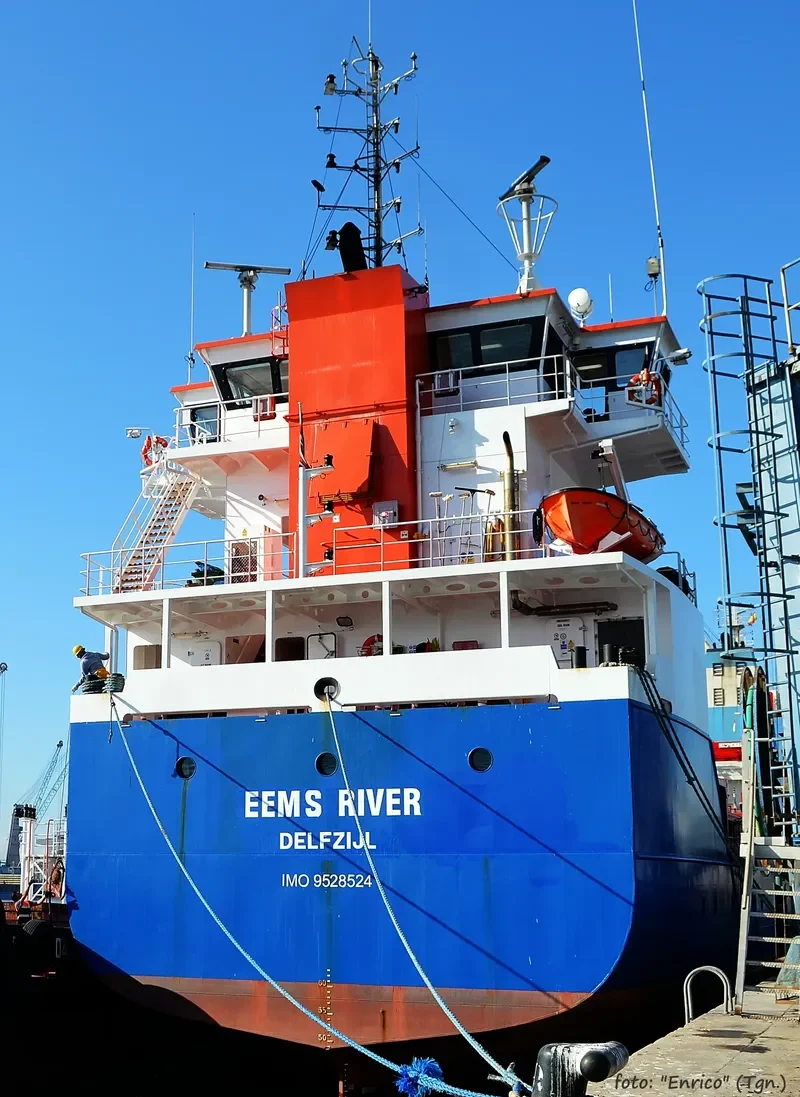 EEMS RIVER General Cargo IMO 9528524 photo 7