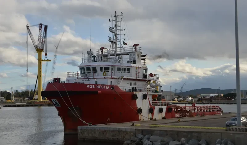 VOS HESTIA Offshore Vessel IMO 9529061 photo 3