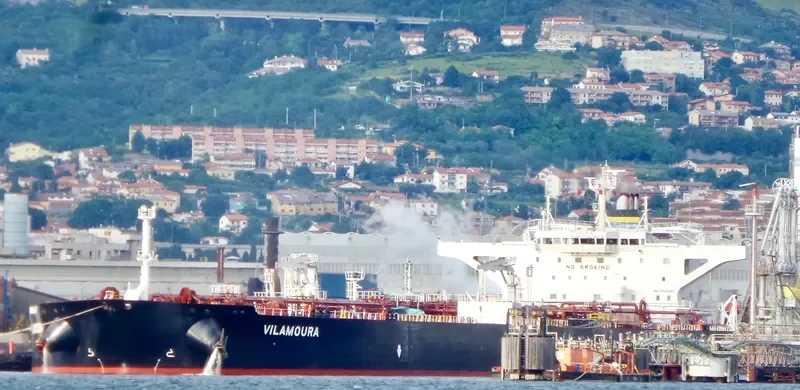VILAMOURA Tanker IMO 9529293 photo 2