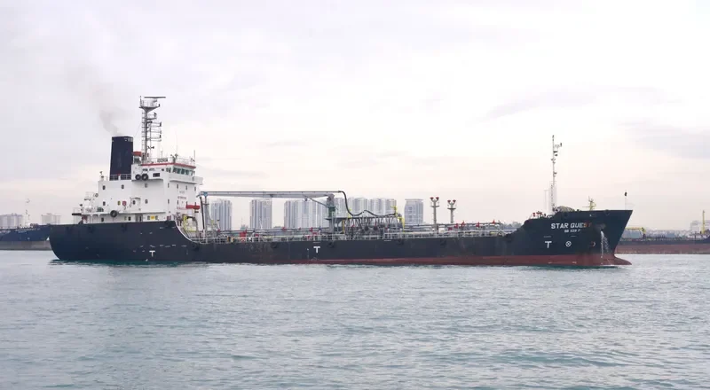 STAR QUEST Tanker IMO 9529358 photo 4