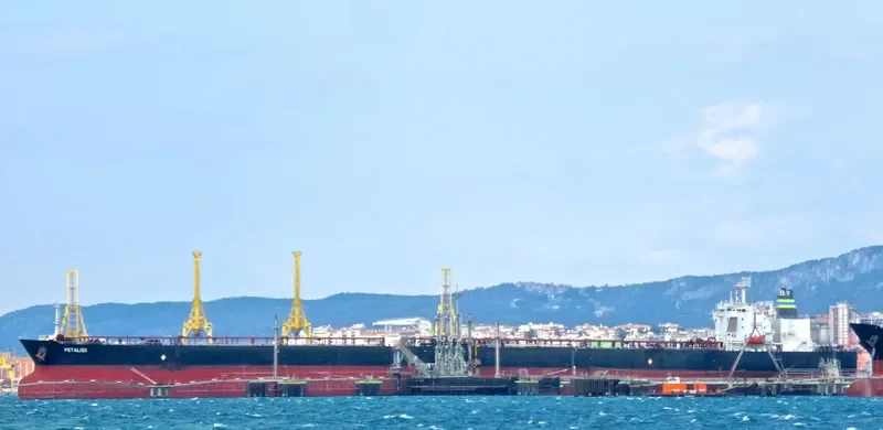 PETALIDI Tanker IMO 9529475 photo 9