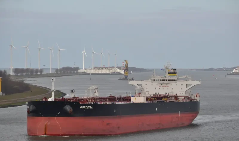 BORDEIRA Tanker IMO 9529499 photo 9