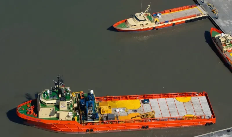 PAO DE ACUCAR Offshore Vessel IMO 9529683 photo 2
